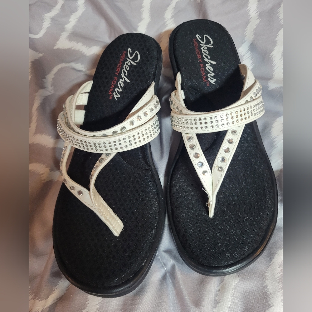 Skechers Women's Black and White Sandals